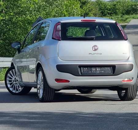 Fiat Punto Evo cena 19999 przebieg: 132253, rok produkcji 2010 z Dynów małe 16